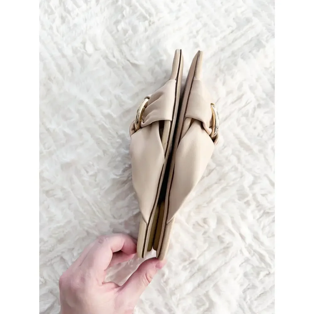 Stuart Weitzman Cece Barely Beige Leather Knotted Ring Slide Sandals Resort Chic